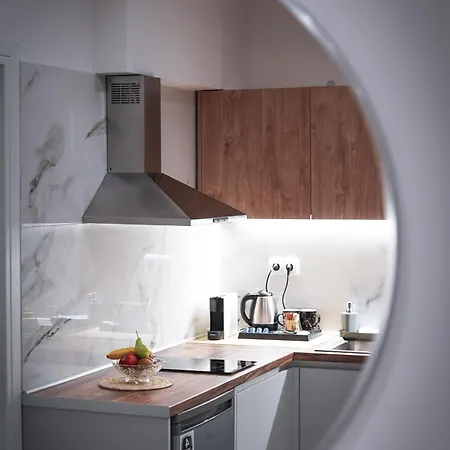 Ka Luxury Apartment Mantouki